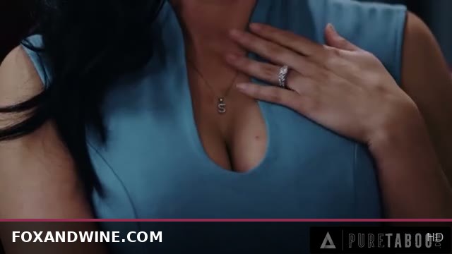 Stepmom Sheena Ryder Gives In to Stepson’s DP Threesome Request with Portuguese Subs